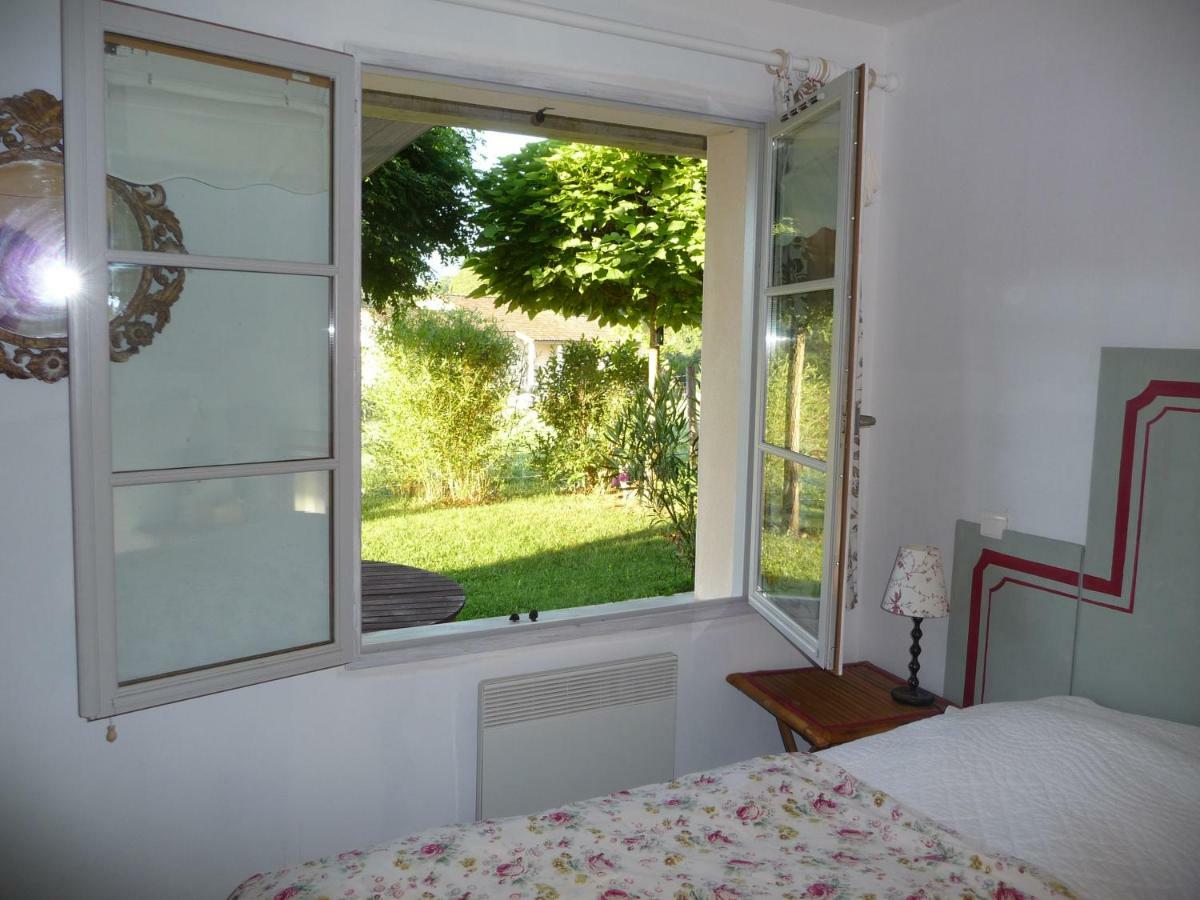 Splendide Vue Pyrenees, Rez De Jardin 2 Apartment *